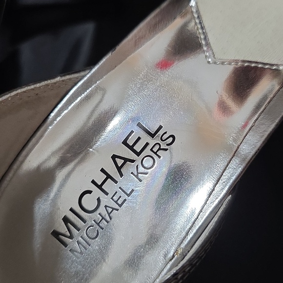MICHAEL KORS SILVER Ladies High Heel Shoes Size 8.5 - Picture 3 of 7
